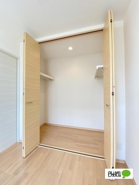 エス・クレール 収納