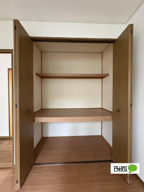 セジュール貴能地Ⅱ（105） 収納
