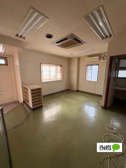 鳴神事務所店舗・倉庫（-） 室内