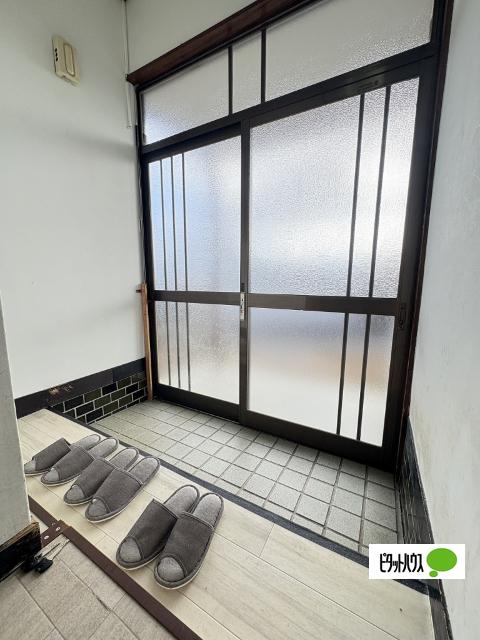 岩出市南大池　戸建2（-） 玄関