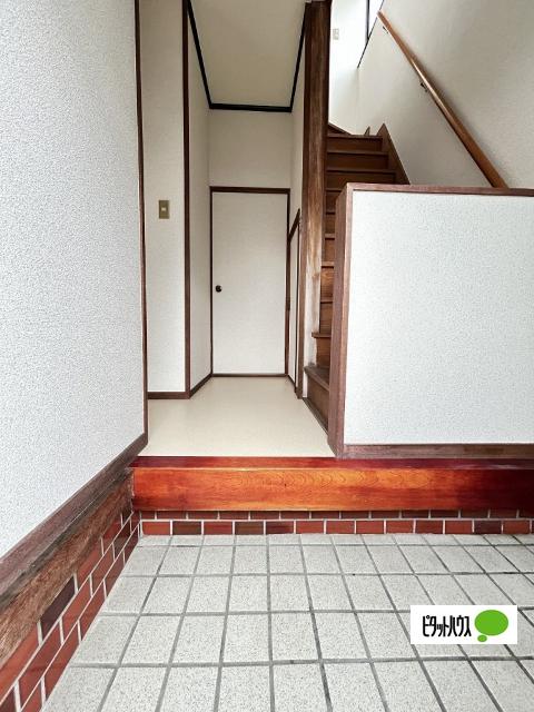 関戸2丁目12-25戸建（-） 玄関