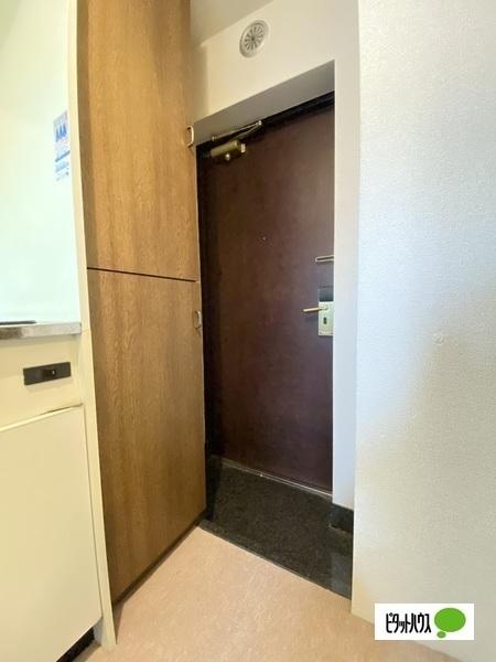 シャルマンフジ和歌山参番館（303） 玄関