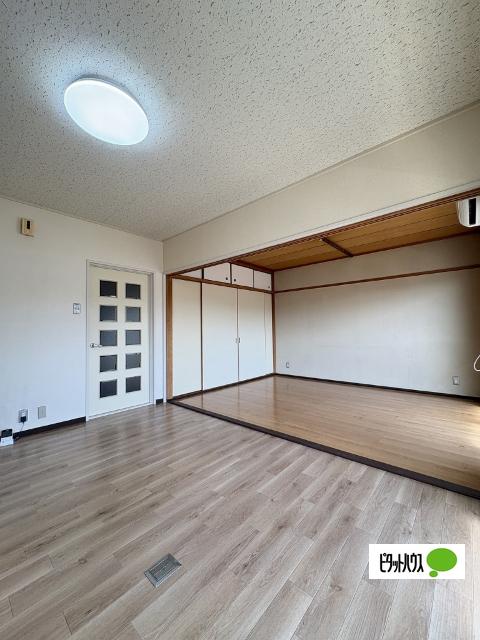 マンション財 リビング