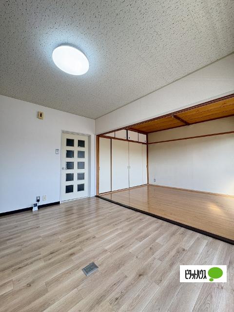 マンション財 リビング