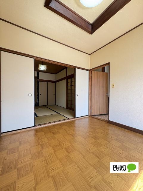 和歌山市六十谷戸建（-） リビング