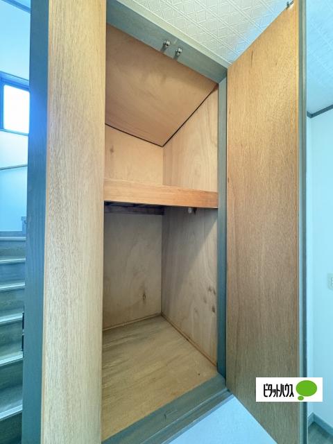 和歌山市川辺戸建て（-） 収納