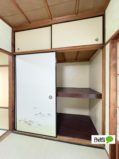 西本住宅（S-02） 収納