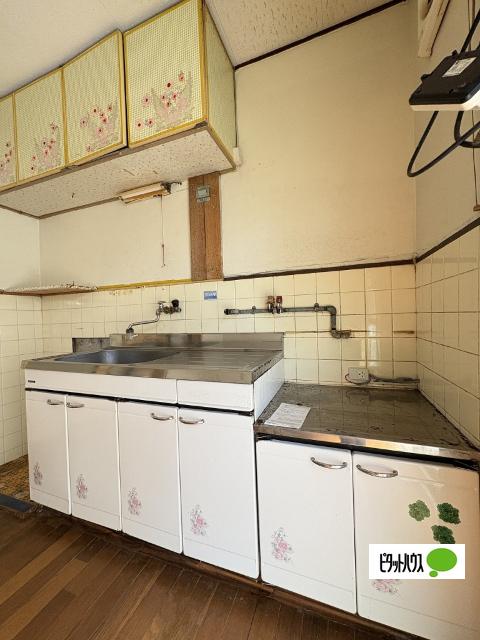園部車庫付き戸建て?（-） キッチン