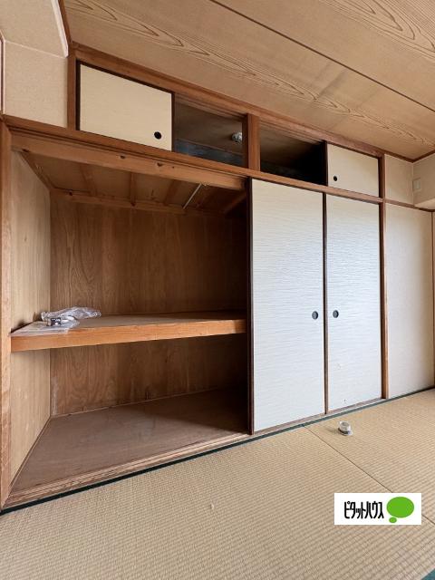 Wajima小雑賀マンション（401） 収納