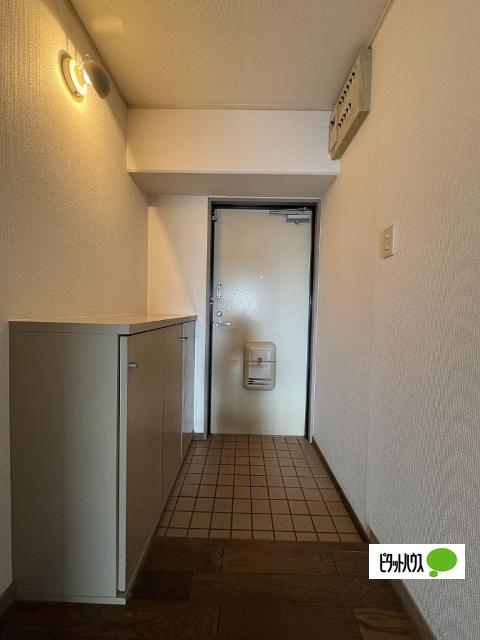 Wajima小雑賀マンション（701） 玄関