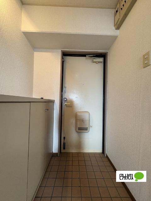 Wajima小雑賀マンション（703） 玄関