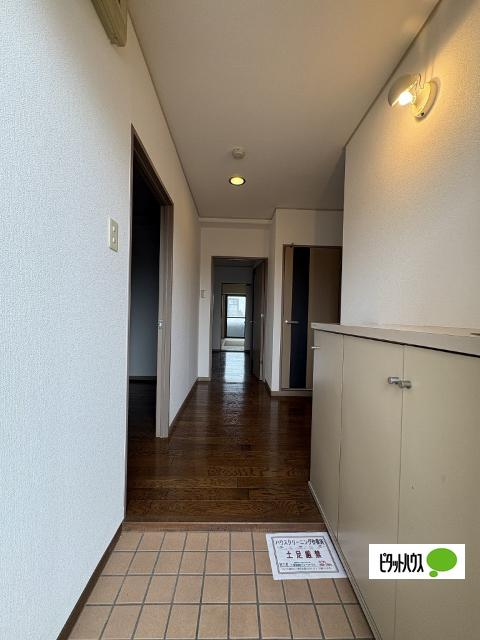 Wajima小雑賀マンション（303） 玄関