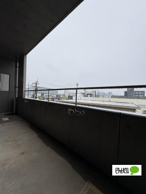 Wajima小雑賀マンション（303） バルコニー