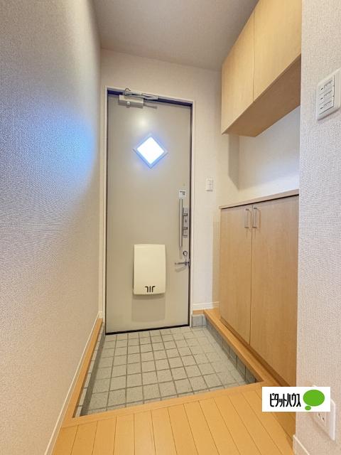 シャーメゾン陽（102） 玄関