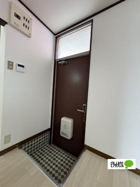 ネクサス小雑賀Ⅰ（103） 玄関