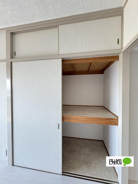 レジデンス粟（407） 収納