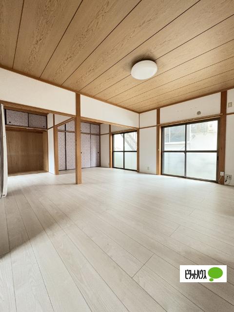 岩出市中黒戸建（-） リビング
