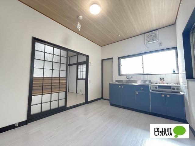 和歌山市杭ノ瀬一戸建 キッチン