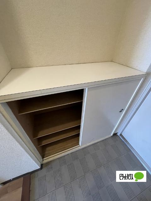 シャルル岩出（302） 部屋画像