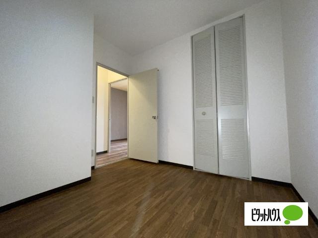 シャルル岩出（302） 部屋画像