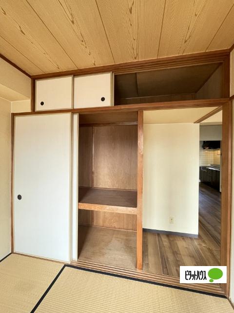 シャルル岩出（302） 部屋画像