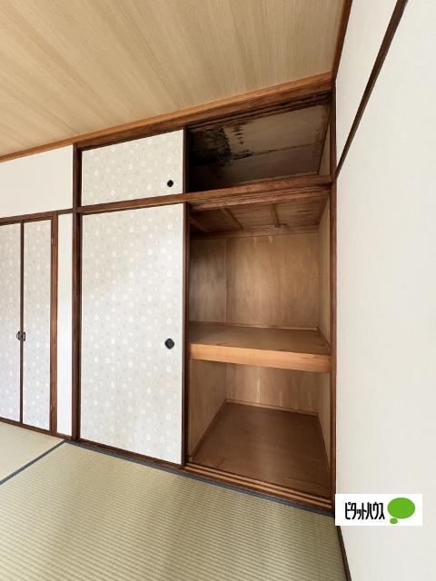 有田市宮原町滝川原一戸建 収納