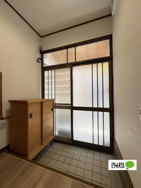 岩出市南大池戸建 玄関