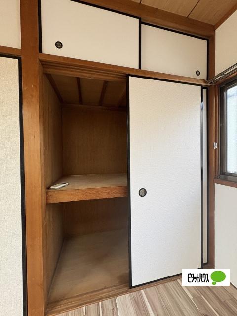 松江中戸建 収納