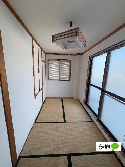 西高松　3階建（-） 室内