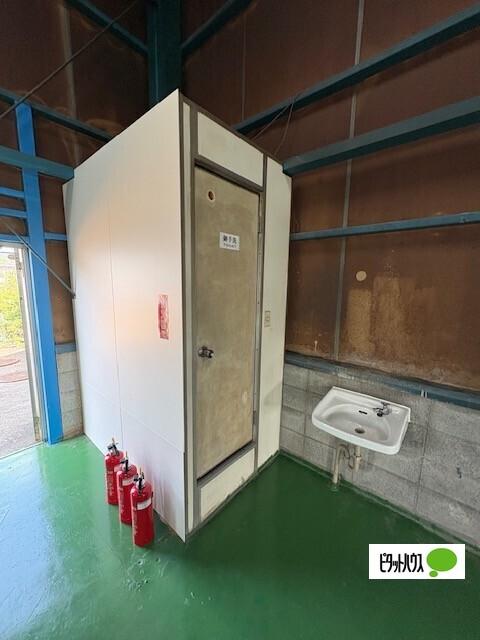 和歌山市狐島事務所付倉庫（101） トイレ