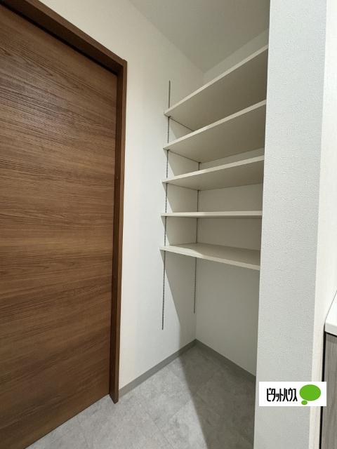 Solis北新（105） 収納