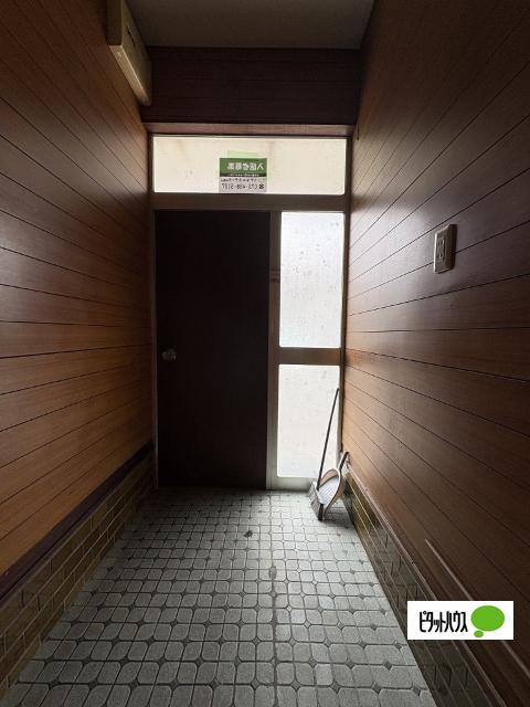 岩出市金屋戸建（-） 玄関