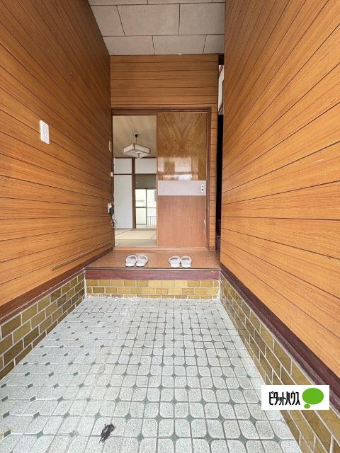 岩出市金屋戸建（-） 玄関
