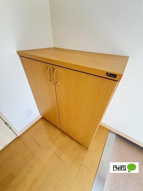 CASA　kurotori（201） 玄関