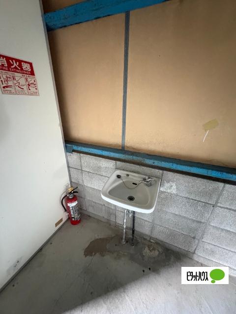 岩出市岡田倉庫　Ⅱ（101） 洗面