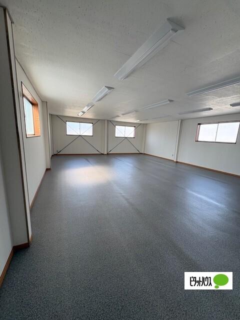 和歌山市狐島事務所付倉庫（101） 室内