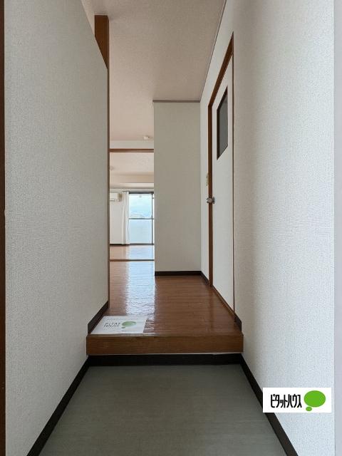 マノワールあおぞら（301） 玄関