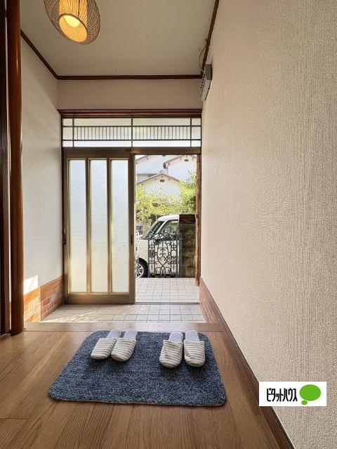 園部349-5戸建て（-） 玄関