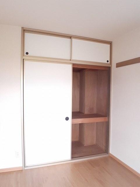 アーバンハウスⅡ（101） 収納