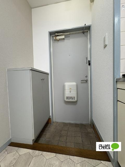 メゾンフェリス栄谷（A117） 玄関