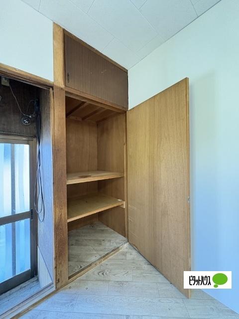 有田市宮崎町一戸建 収納