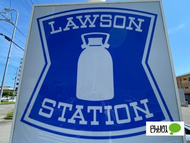 ローソン和歌山関戸店：399m