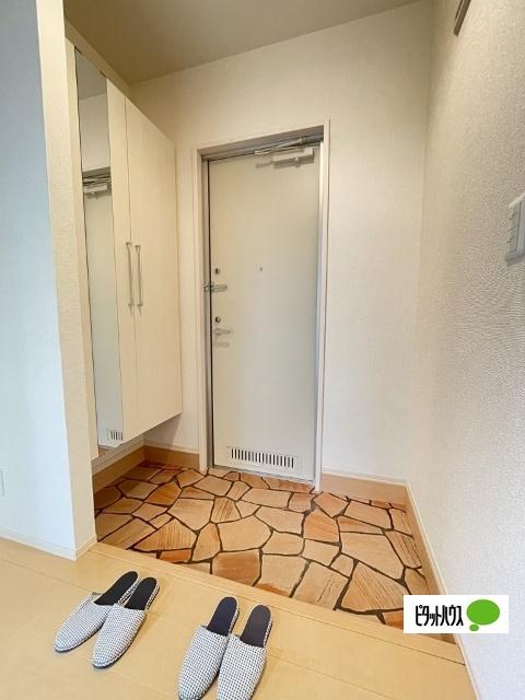 エルピーダ太田（102） 玄関