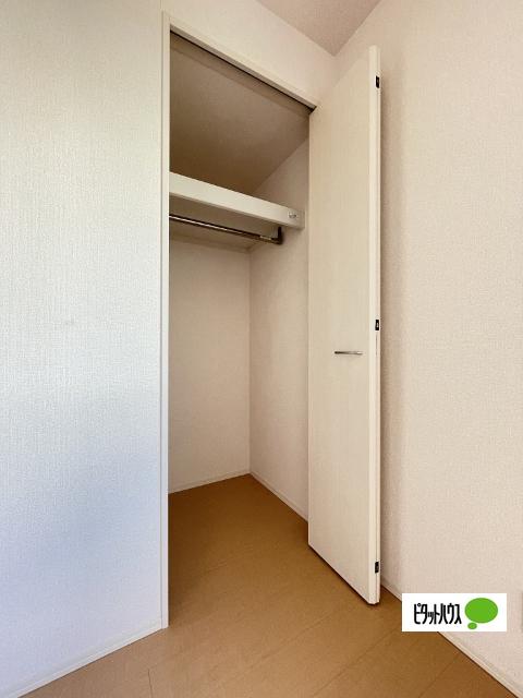 D-room栄谷（102） 収納