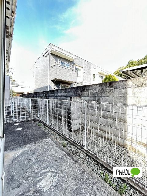 メゾンドヴェール西浜（103） 庭