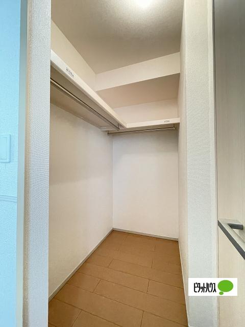 ランプロン　アヤ　Ⅰ（103） 収納