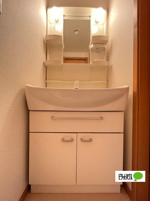 プレシャスコートＫ西浜（101） 洗面