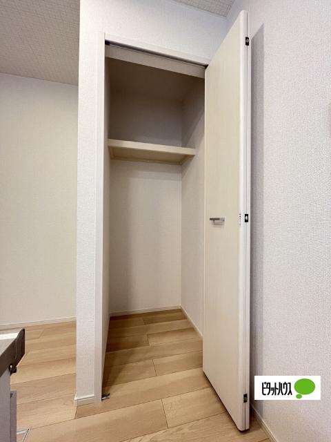ベルシャイン　紀三井寺　Ⅱ（102） 収納