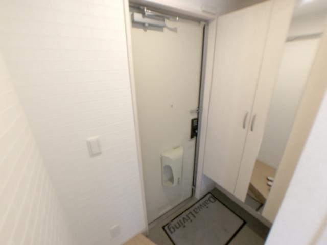 EAST VILLAGE 2015（105） 玄関