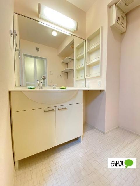 D-room フィット（102） 部屋画像